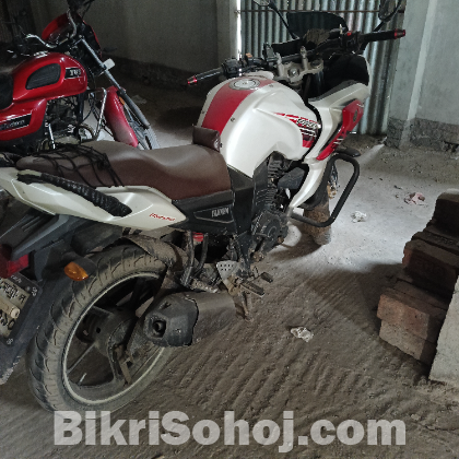 Yamaha Fazer 2015